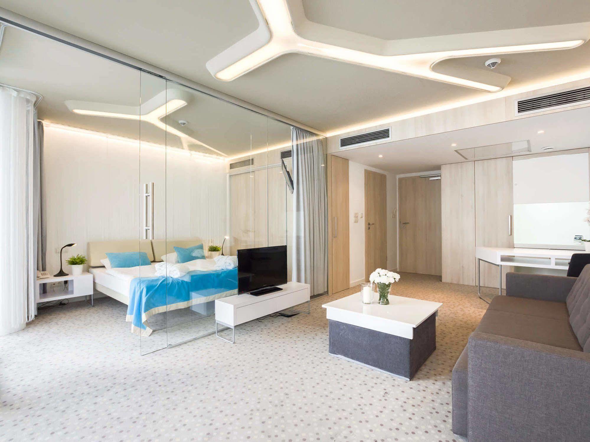 Hotel Ultra Marine By Zdrojowa Kołobrzeg Esterno foto