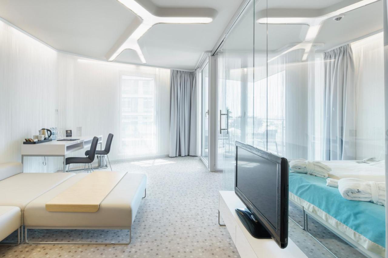 Hotel Ultra Marine By Zdrojowa Kołobrzeg Esterno foto